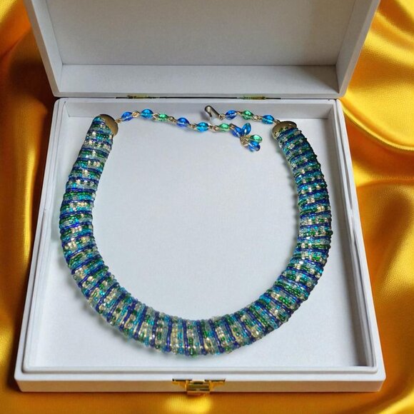 Vintage 1940s Rolled Glass Seed Bead Stretch Choker - Picture 1 of 2